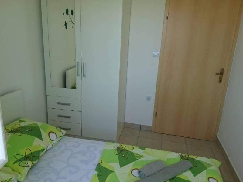 Apartmani Samanta Vir Extérieur photo